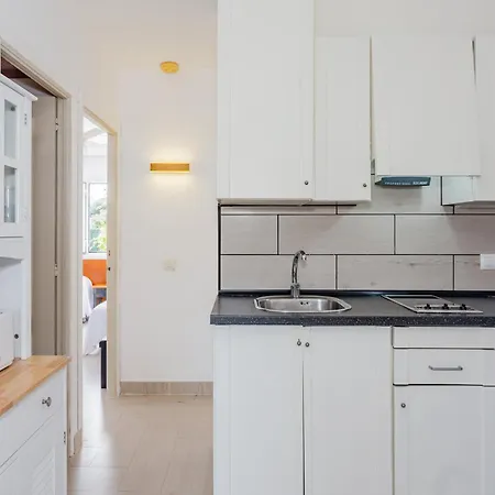 Marlena Apartment Cala'N Bosch (Menorca)